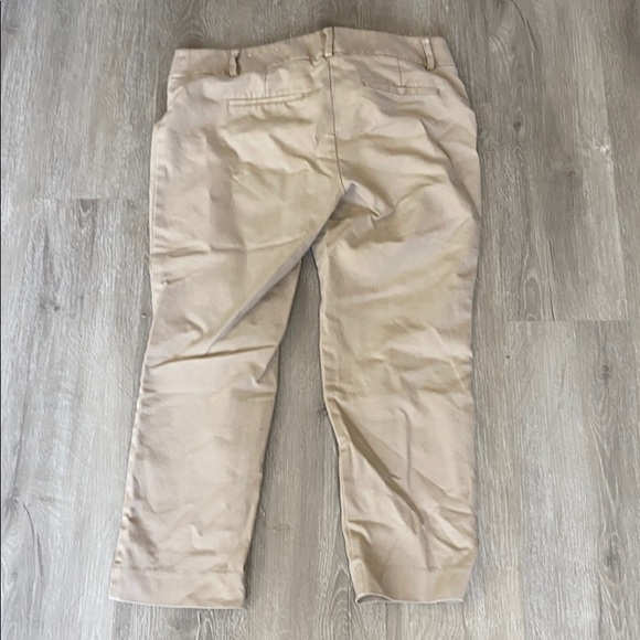 Ann Taylor Loft cropped Khaki pant - Picture 2 of 3